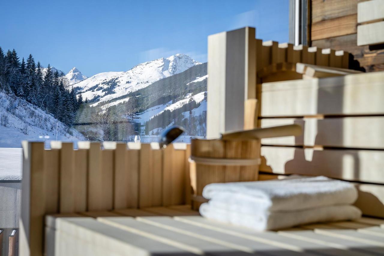 Hotel Das Zwoelferhaus Saalbach-Hinterglemm Exterior photo